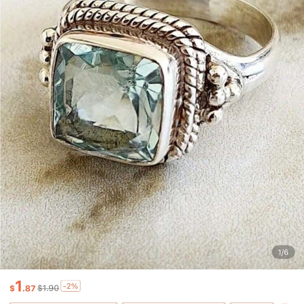 Elegant Silver Ring with Blue Gemstone